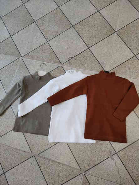 تراكات ولادي بناتي جميع القياسات متوفرة وجميع الألوان وبأسعار مناسبه 
العنوان شارع النداديف مقابيل شارع الكفيل مجاور عطارية مرتضى عدنان  
يوجد توصيل مجانا 
للطلب ولأستفسار ***********
