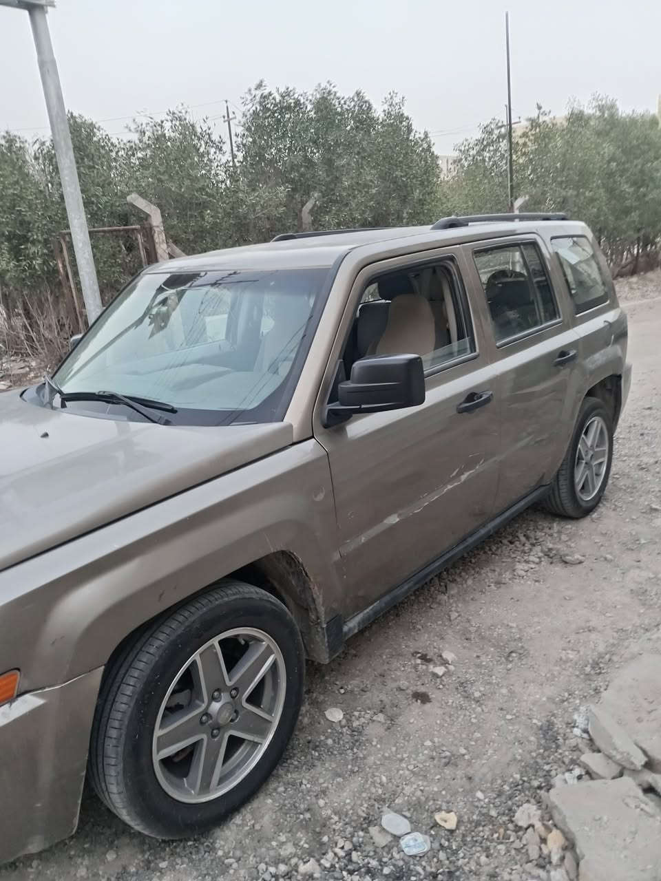 جيب موديل ٢٠٠٧ باسم صاحب السيارة نظيف السعر ٧٥ وبيه مجال صاحب رقم السيارة ***********  لاتراسل الصفحه لان بس صاحب النشر فقط
