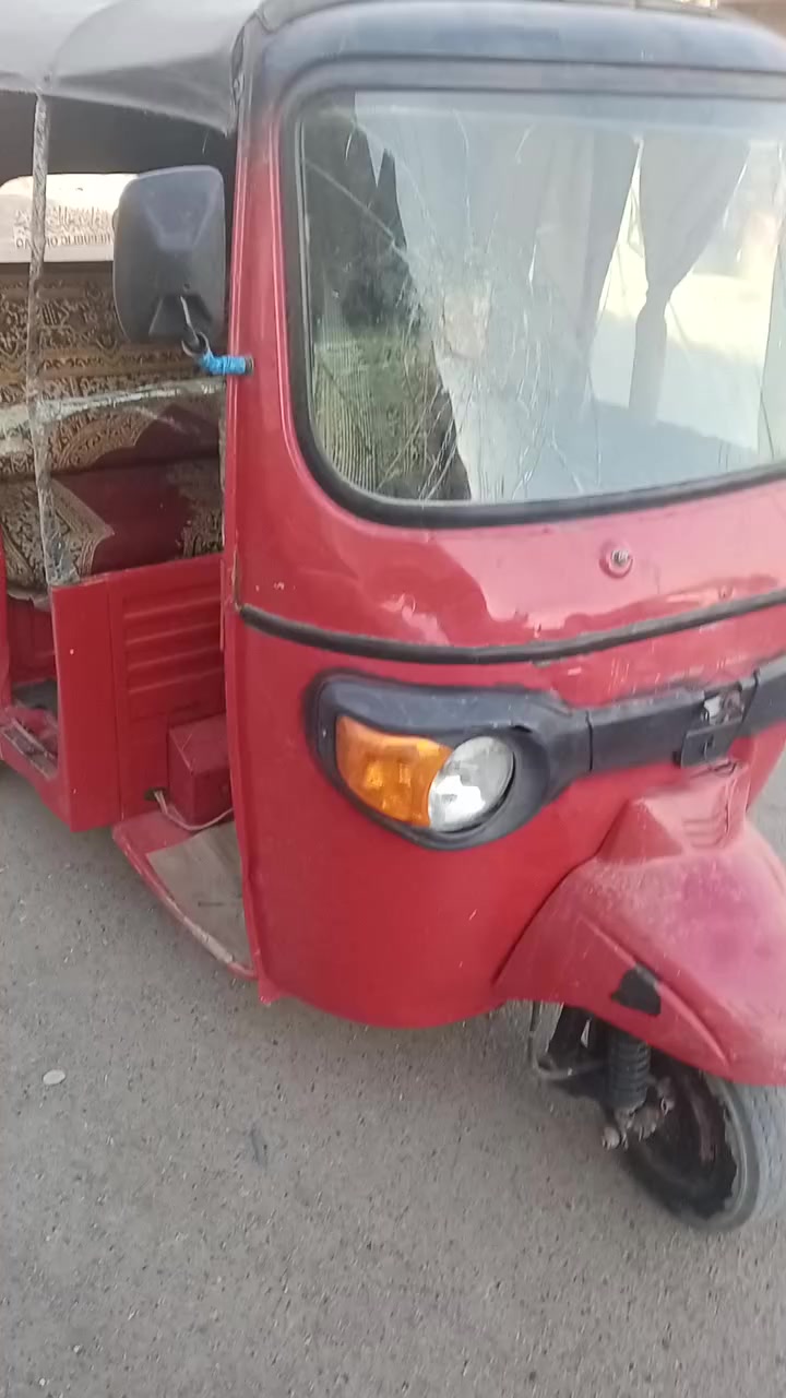 السلام عليكم للبيع تيك توك 19 تيك توك مقفوله كفاله عامه من كل شيء بس هاي الضربه مثلا ترجع على البارد اوراقها كامله صوليه شرط الترقيم سعر البيع 1,400 مكانه بغداد الحبيبيه للاستفسار على برا ***********
