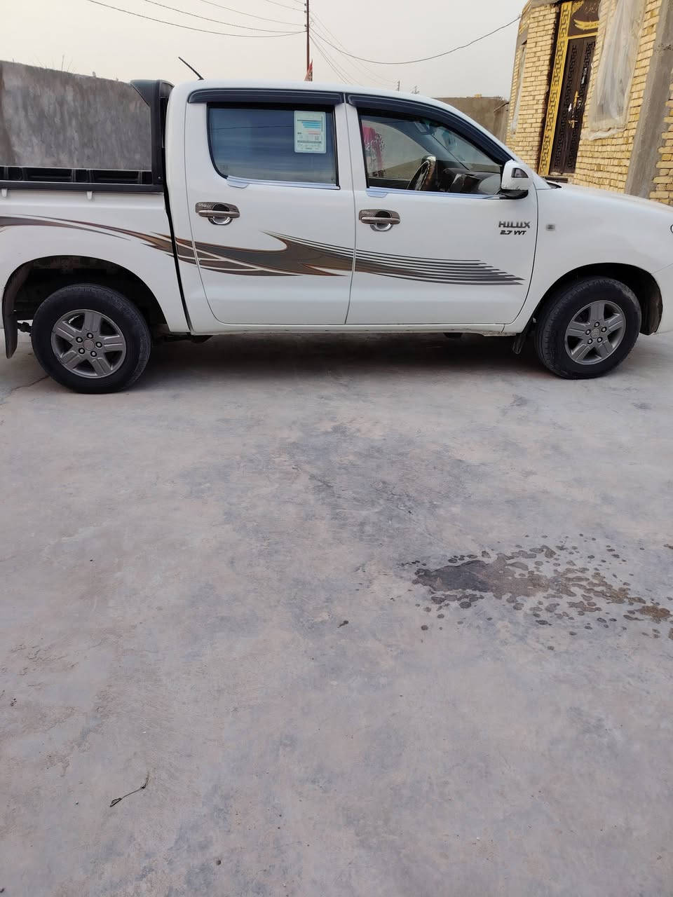 لسلام عليكم تيوته 2011 كويتي شاصي 19 رقم  ذي قار  سنويه جديده  2030السياره جديده مكينه كير حداديه تخم تاير تبريد كله جاهز   بيه باردات بصيطات والباقي كفاله السعر 160 وبيه مجال  للستفسار  *********** مكان السماوه  ترهم مراوس
