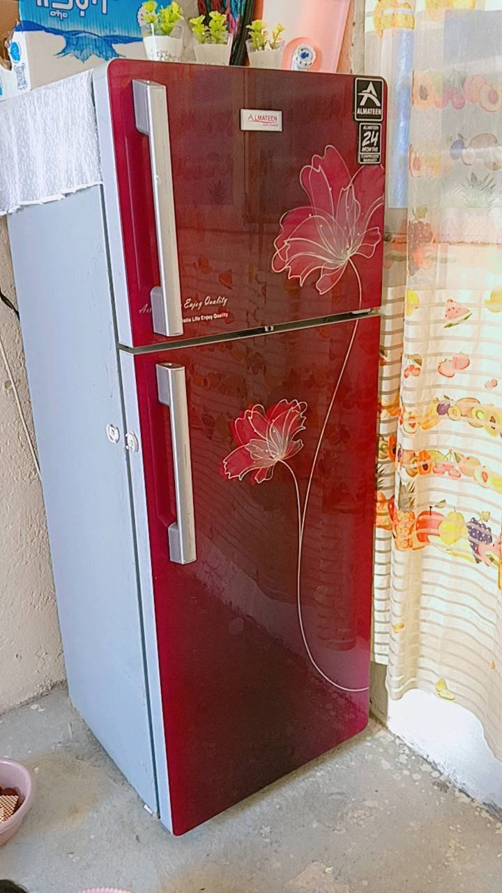 ثلاجه نضيفه جداا 125قفل‏‪***********‬‏
