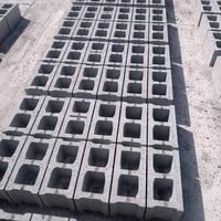 يوجد لدينا بلوك كهرباي اوتماتيكي الفني باحدث التقنيات ضغط 14طن  وباسعا...