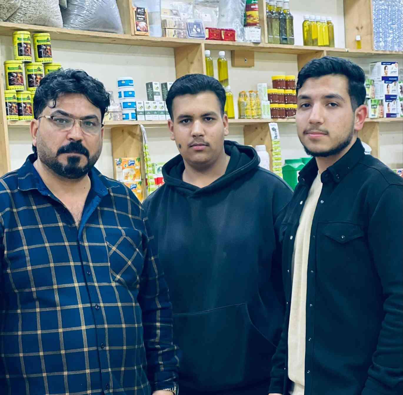 رمضان مو شهر عادي
ولهذا نكهته لازم تكون استثنائية

في عطارية وأعشاب أحمد رمضان
نقدّم خلطات بهارات مُعدة خصيصاً لرمضان،
بميزان دقيق… وخبرة سنين… وانتقاء فاخر لأجود الأنواع

يتوفر كل أنواع البهارات الرمضانية
مع إمكانية عمل خلطة خاصة حسب طلبكم

✔️ طحن طازج يومياً
✔️ مكونات منتقاة بعناية
✔️ طعم مركز ولون غني

مستعدون لتجهيز البيوت والمطاعم مع توفر التوصيل لكافة انحاء العراق

.

📲 للطلب والاستفسار مراسلة الصفحة 
 أو الاتصال مباشرة،
 *********** _ ***********

العنوان،
موصل_سوق القوسيات_طريق دهوك

   🌿عطارية وأعشاب أحمد رمضان🌿
🔹خبرة _ أمان _ ونتائج يثق بها الزبون🔹
