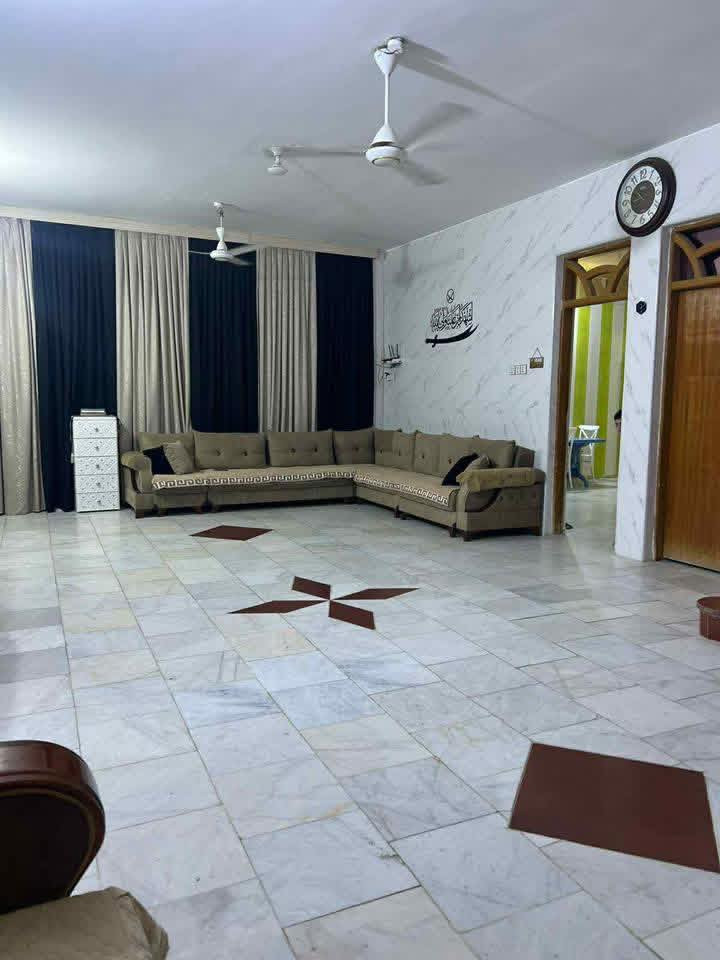 بيت في البيضاء بصف الانوار البيت ركن المساحه ٤٥٠ شارع ١١ بصفه
غرفتين نوم ٦/٤ 

مطبخ ٤/٦

هول ٩/٥

ستقبال ٩/٥

مجموعه  صحيه غير مشتركه 

تواليت ٣/٢ 

حمام ٣/٢

البيت طابق واحد 

غرفة نوم واحده فوك ٦/٤ مع مجوعه صحيه مشتركه كامله 

كامل بورسلين جدار درجه اوله 

جدران مرمر ارضيات مرمر بيات درج مرمر 

 *********** واتساب 

‭***********
