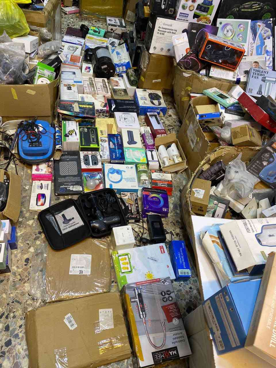 شلعه العد 60 قطعه ابيع فحم بي عاطل بي يشتغل 
العدد  أكثر من 60  قطعه كول 60 قطعه توصيل 10 يصرن كارتونتين السعر 125 قفل مع التوصيل تطلع القطعه 
تقريبا الف ونص السعر قفل اخوان التفيده خاص ***********
