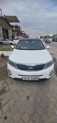 سورنتو مديل 2013 6سلندر بنوراما  تحكم ستيرن  بصمه  لمقاعد جلد  تخم تاي...