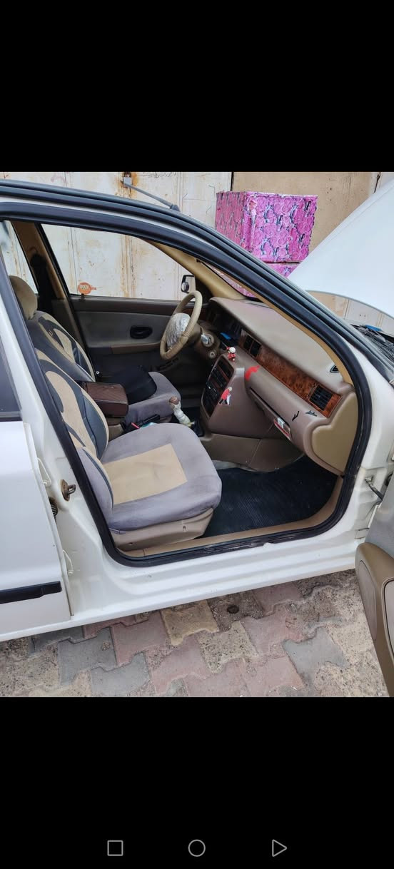 السلام عليكم.... سمند ٢٠١١ جاهزة من كل شي... السعر ٤٨ بيها مجال بسيط.... العنوان ميسان ناحية السلام.... ***********
