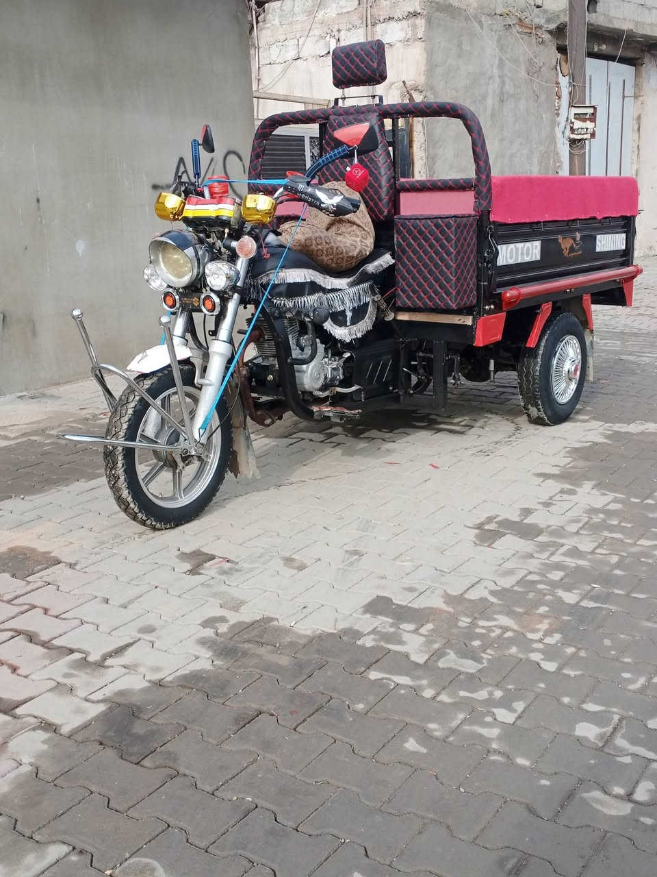 السلام وعليكم عندي ستوته البيع موديل 21بل جيس ستوته فول مفوله ركبه محرك تايرات كهربائيّة كلهه بل شرط بليته منفيس كامل ستوته تعمير 26 فول مواصفات السعر مليون 275بي مجال قليل الشراي يخابر مكاني كركوك حي الحجاج ***********
