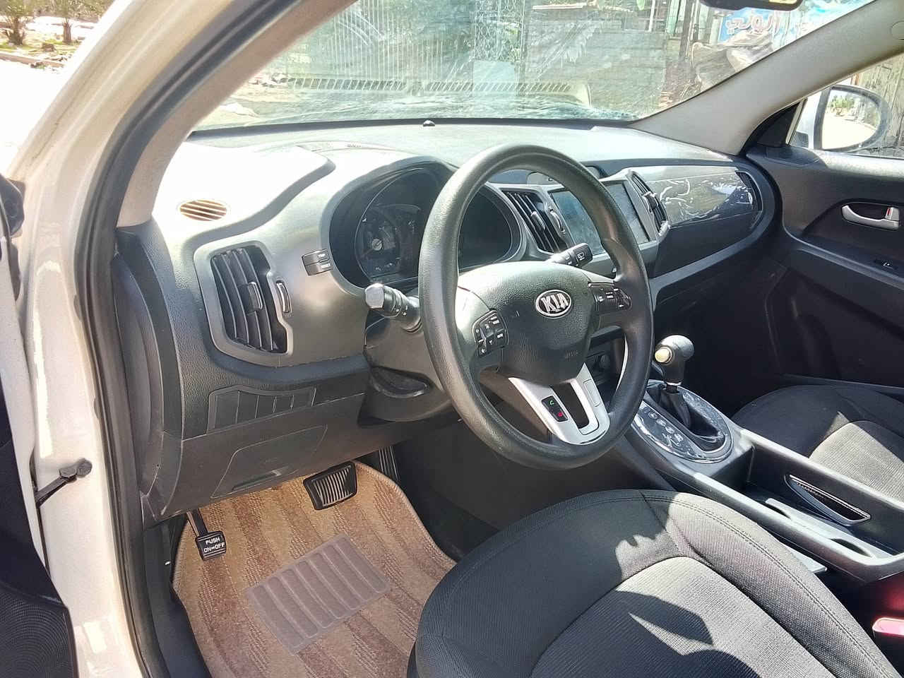 سبورتج خليجي 2014 نص فول  
رقم بغداد ماشيه 78 الف
مكاني بغداد بعدهي جديده  كير محرك 2400 بلاد شرط 
رايدهه ب 144 
 بعدهي ع وضعهه الشركه 
***********
