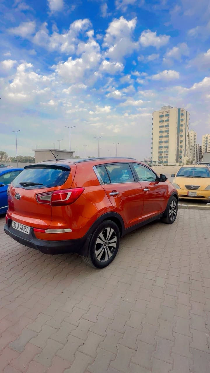 السلام علي عليكم كيا سبورتج ٢٠١١خليجي فول عدا البصمة مكينة ٢٠٠٠دوش السعر١٢٠مكانها بغداد الرقم***********
