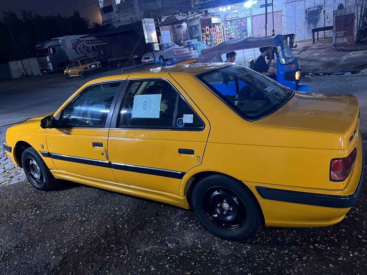 سياره بيجو 18 رقم انكليزي  بيها منضومه غاز مصفره سياره جاهزه كبل لشارع تبريد ثلج مكينه خير من الله كير نضيف آي نقص مابيها سياره بسمي تحويل مباشر بيها بس بارد بل بيبان  المكان الامين ثانيه تجي تكلب وتفحص يلا تاخذ  رقم الهتاف *********** السعر
