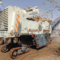 🚨قاشطة موديل ٢٠٠٧ رقم بغداد للبيع🚨 جاهزة للعمل بسعر 55,000 ألف دولار  ...