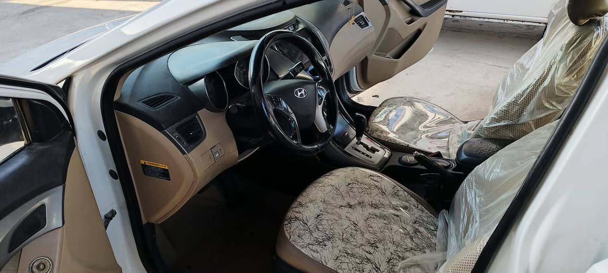 سلام عليكم النترا للبيع موديل 2011
السياره مصبوغه عام الجماليه 
 للاستفسار الاتصال على الرقم 
***********
***********
