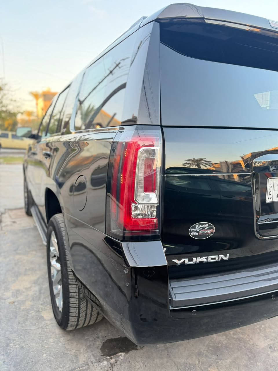 السلام عليكم
يوكن ٢٠١٩ فول ١/١ 
ماشيه ٧٥ الف 
السياره كلين تايتل مكفوله كفاله عامه عدا دعاميه الاماميه صبغ الباقي كله مكفول 
كير مكينه صدر تايرات باتري قطع مفتوحه كلها مكفوله
مواصفات slt تجي تشبهه الدنلي بس محرك ٥٣٠٠

المواصفات :
١- فتحه سقف
٢- بصمه تشغيل + ابواب + جنطه
٣- قاصه + كامره + تشغيل عن بعد 
٤- كشنات كهرباء + تدفئ + تبريد 
٥- ستيرن كهرباء + مري طي كهرباء + سكليتر كهرباء
٦- رادار جانبي + خلفي + امامي 
٧- مري رادار + تدفئ + كهرباء تنطبك + اشاره بالمري
٨- كشنات جلد + منفصل vip + ٧ راكب كهرباء
وباقي المواصفات المعروفه مال فول 
ارجع واكرر السياره كلين تايتل مكفوله عدا دعاميه اماميه صبغ 
كير مكينه ايرباك حجر بيئه صدر تايرات كله مكفول
وسياره جانت مضمومه ومطالعه شي قليل كلش 
ماريد اكول انظف وحده بموديلها ولكن الصور تحكم
مكاني بغداد حي الخضراء مقابيل العامريه
*********** متواجد ايضا على الواتس اب 
السعر ٣٨ يعني ٣ شدات و ٨٠ وبيها مجال
