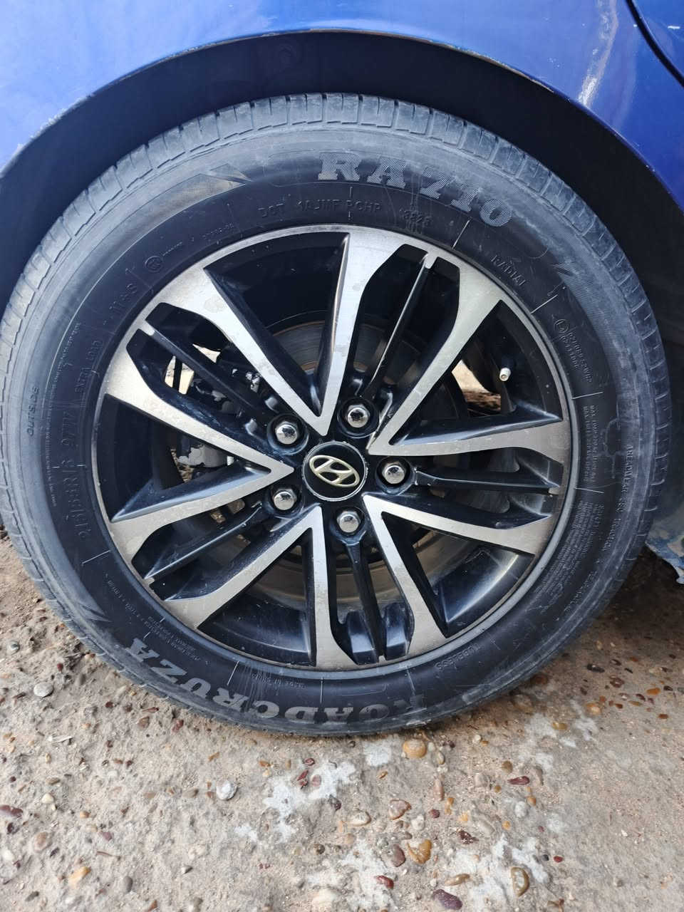 السلام عليكم ويلات, 2020وتايرات بيع ومروس بويل عادي فغط نجف ***********
