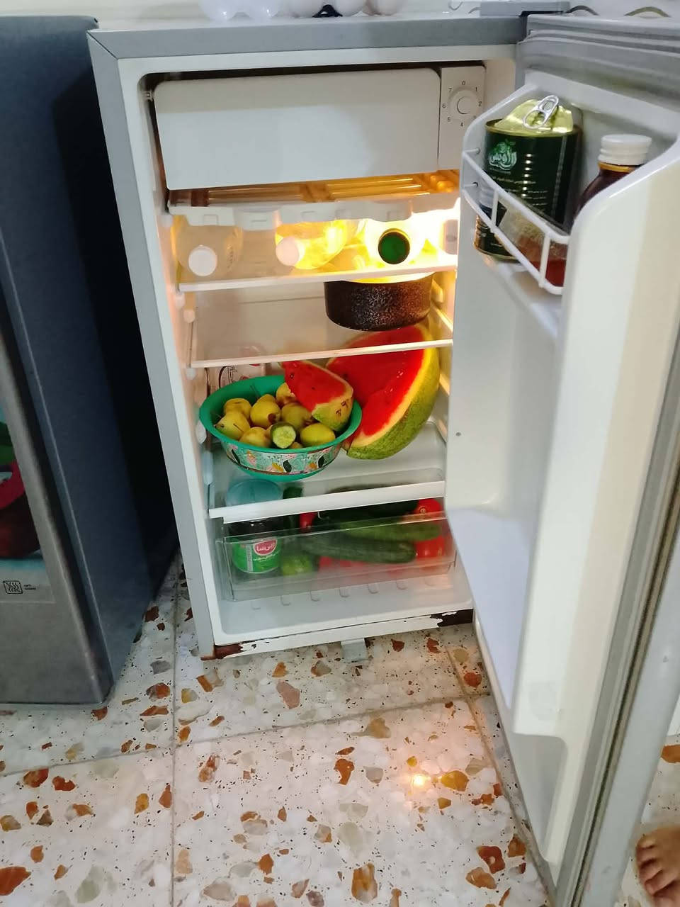 طباخ البيع نضيف مابيه ضرار  سعر 70 وبي مجال بسيط ع فحص ثلاجه مادخله تصليح كلش نضيفه ب90وبيها مجال بسيط كنتور ب60 وبي مجال بسيط للعنوان بغداد الغزاليه


**إذا كنت صاحب هذا الإعلان وتريد حذفه لأي سبب، رجاءا أرسل رسالة إلى الدعم الفني**