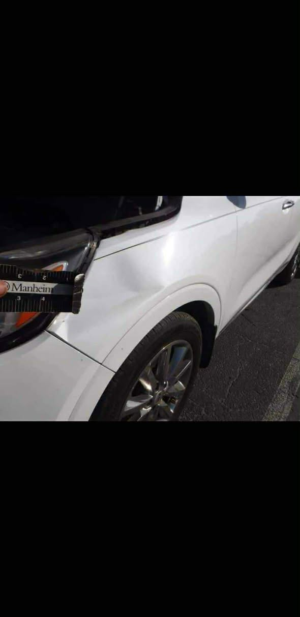 يا الله سلام عليكم
للبيع سورنتو 2016

فول 

مواصفات مميزة اعلى فئة Sxl 

رقم بغداد أب اسمي مكاني واسط 

حادثه جاملغ امامي بدون دواخل جديده سيره 

لاستفسار اتصل ***********
