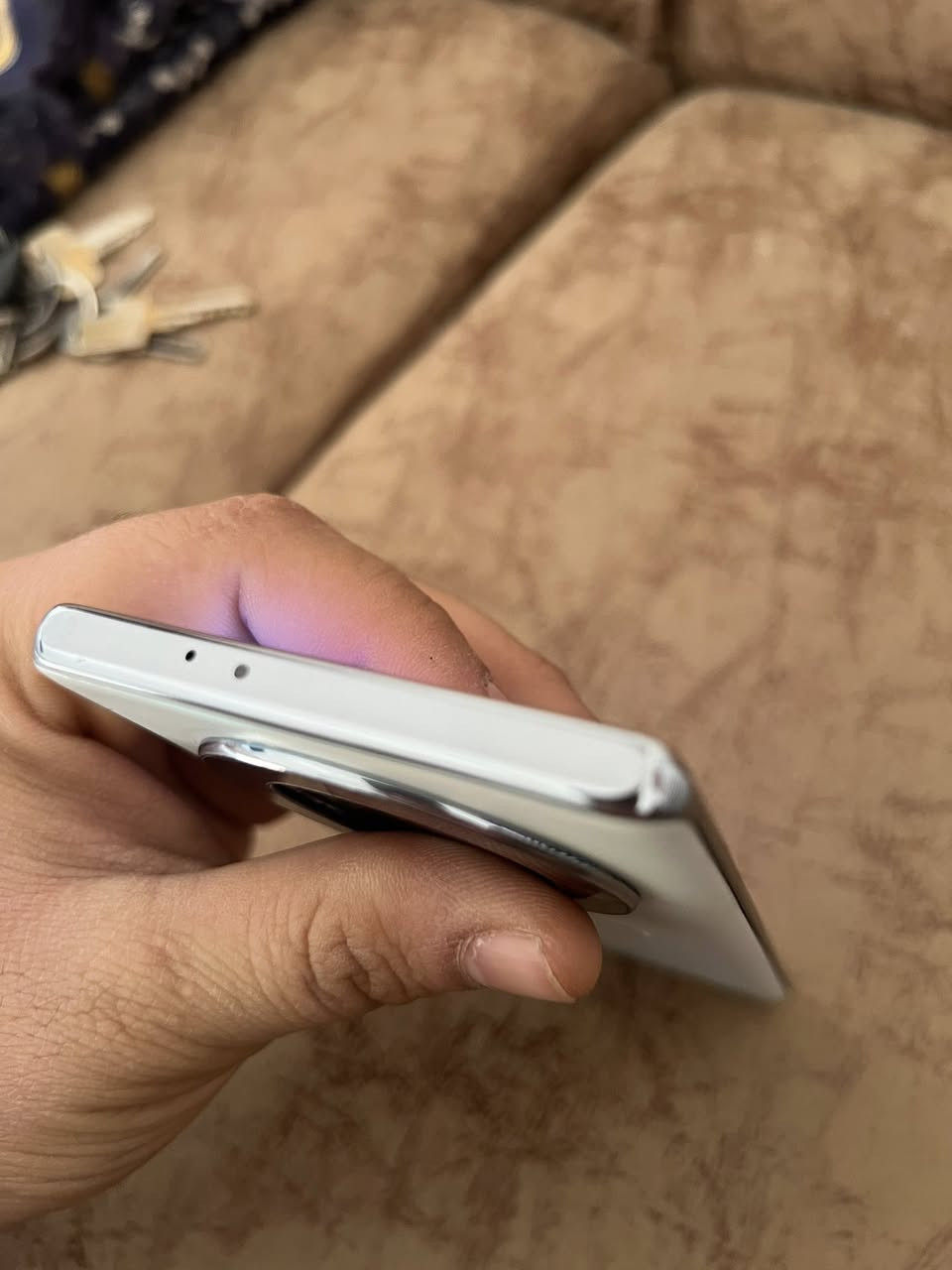 السلام عليكم للبيع هونر اكس تسعه اي فايف جي ذاكره ١٢٨ الجهاز كلش حلو مداخل صيانه سعره ١٧٥ وبي مجال بسيط مكاني بغداد ناحيه الرشيد رقمي *********** متوفر واتساب
