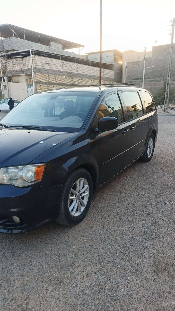 السلام عليكم دوج كرفان موديل 2014 وارد امريكي حادثه جاملغ وبنيد رقم بصرة السعر 120$ ‏‪***********‬‏
