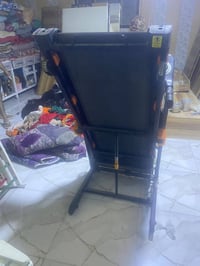 جهاز جري العملاق جبلي استخدام قليل السعر ٣٠٠  07710926554 لتواصل