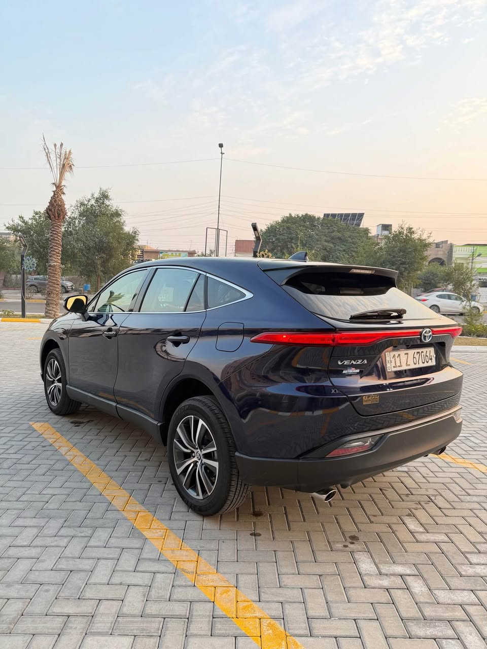 🚩 سلام عليكم 
🚩تيوتا فينزا. موديل 2024
🚩بجم كبس
🚩فول مواصفات من عدا فتحت السقف 
🚩باب السايق صبغ + الخلف السايق بدون دواخل 
🚩ايرباك كشن  و برده راجع سستم اصلي 
🚩السياره بحاله جيدا جدا 
🚩صور الحادث مرفقه 
🚩السعر. 215 قابل ل تفاوض 
🚩المكان. بغداد حي الحسين قرب مجمع النسيم 
🚩تواصل

0786 222 333 6
ابو شمس. بغداد, العراق
