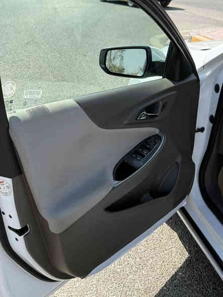 ماليبو 2022 
محرك 1500 تيربو 
فئه LT 
السياره حره باسم شركه 
حادث السياره جاملغ + شفه البنيد 
بدون شاصي
( بصمه . كشن كهرباء + تدفئة تبريد . تحكات ستيرن . شاشه ايباد . كامره . نضام اوتو ستوب . تشغيل عن بعد . تبريد قطعتين ) 
السعر 140 وبيها مجال للشراي 
***********
