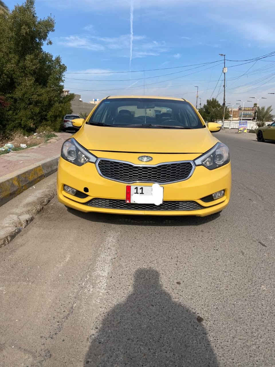السلام عليكم

كيا فورتي 2015 
رقم بغداد الجديد
السياره وارد امريكي ليبل واحد
حادثه قبق جنطه مبدل
بيها معجون باب الصدر وجامرلغ الامامي بدون تبديل
او بيها معجون باب الخلفي خلف السايق بدون تبديل
سنويه لحد 2027
مكينه دوش 1800 كير تبريد خير من لله 
تخم تاير دوشمه تحكم ستيرن شاشه لمس 
انتبه ممتواجد ع فيس 
رقم تليفون ***********
مكان السياره بغداد
السعر  105 
 او بيها مجال
