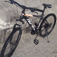 بايسكل للبيع نضيف ما مستعمل هواي اقل الشهر  يحتاجله فقط جوب امامي وخلف...