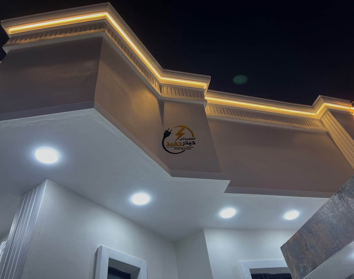 من اعمالي في التأسيسات الكهربائية 
تنفيذ وعمل انارة نيو فلكس لواجهة منزل
موقع العمل ذي قار /قضاء الرفاعي 
الكهرباىي حيدر حميد 
 ***********
