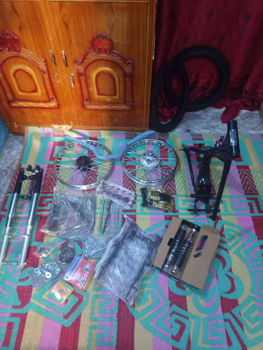 السلام عليكم غراض دراجه للبيع كله اصلي مابي شي تجاري وشاصي أوراق سكنر السعر 400 بيهن مجال بصيط مكاني بصره القرنه


**إذا كنت صاحب هذا الإعلان وتريد حذفه لأي سبب، رجاءا أرسل رسالة إلى الدعم الفني**