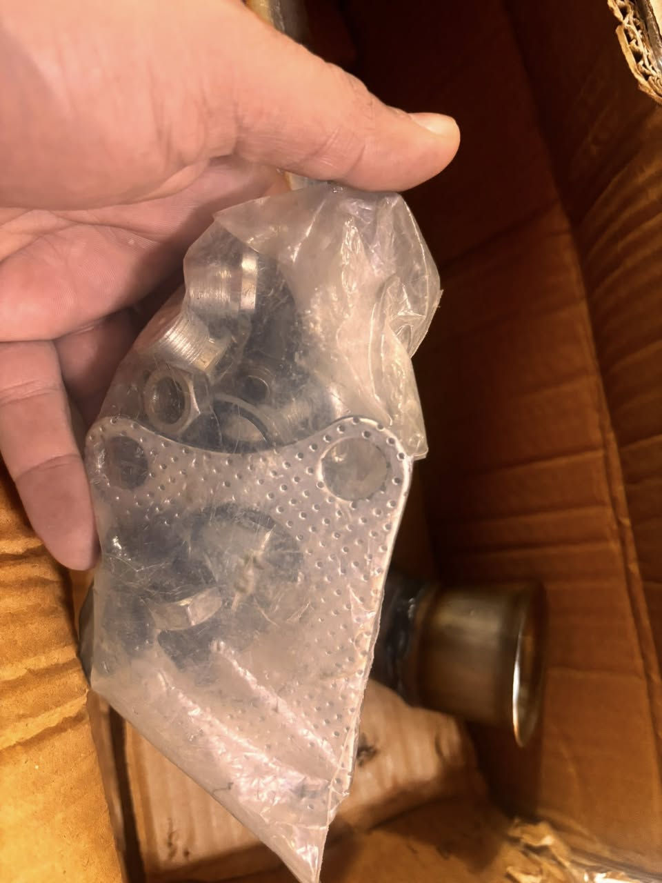 متوفر كاتاليست حجر صالنصة كامل مع الواشرات مال اربعة سلندر
٨٠ مع التوصيل


**إذا كنت صاحب هذا الإعلان وتريد حذفه لأي سبب، رجاءا أرسل رسالة إلى الدعم الفني**