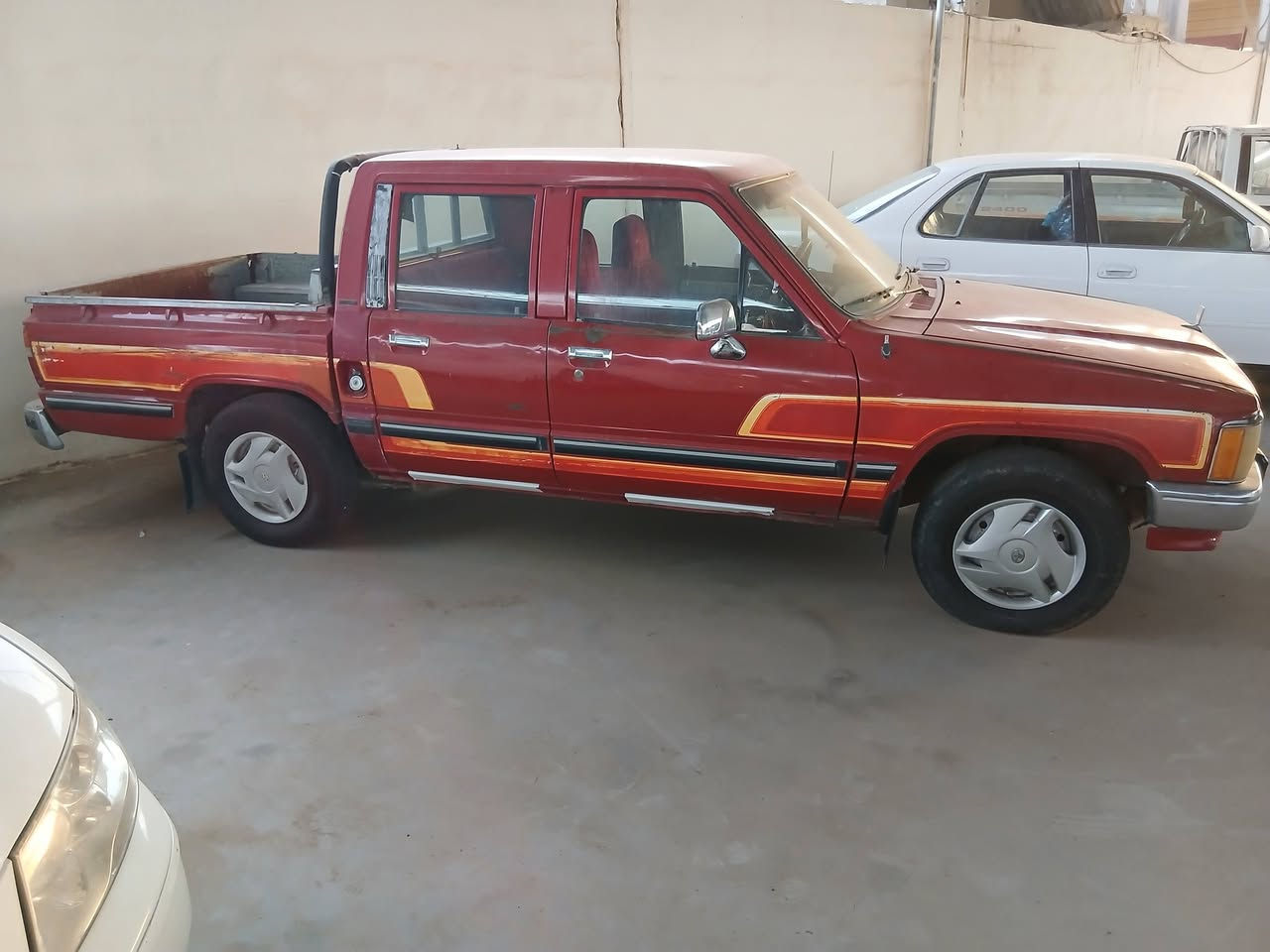 السلام وعليكم
بيكم للبيع دبل قمارة موديل 88 رقم صلاح الدين مميز سيارة مكفوله 
السعر 75 بي مجال المكان الضلوعية 
***********
ملاحظة مكلف بالنشر
