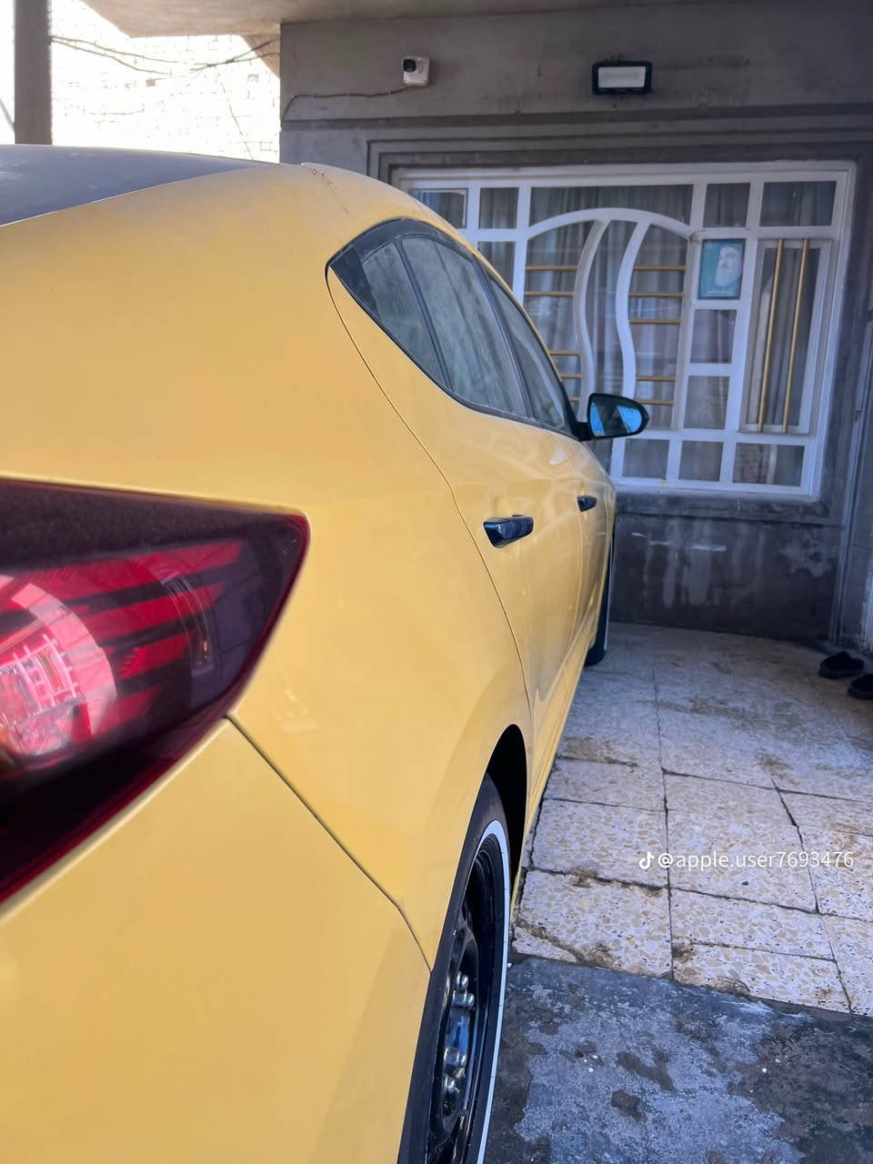 السلام عليكم النترا 20  نص فول رادار امامي وجانبي بسمي رقم انكليزي كير ايتي بعدة بضمان مكينة لا تنقيص ولا تبخير بيها بداية كازكيت  سويتها منضومة غاز بلكات نوزلات فلاتر غاز ادامة كلها جديدة  مشط ستيرن جديد صدر جديد تبريد خير من اللة عوزها تايرات سيارة كبل للشارع 
حادث باب سايق ولورة مبدلات بجمها ماملعوب بي 
مكاني الامين الثانية 
*********** 
السعر 128 وبيها مجال
