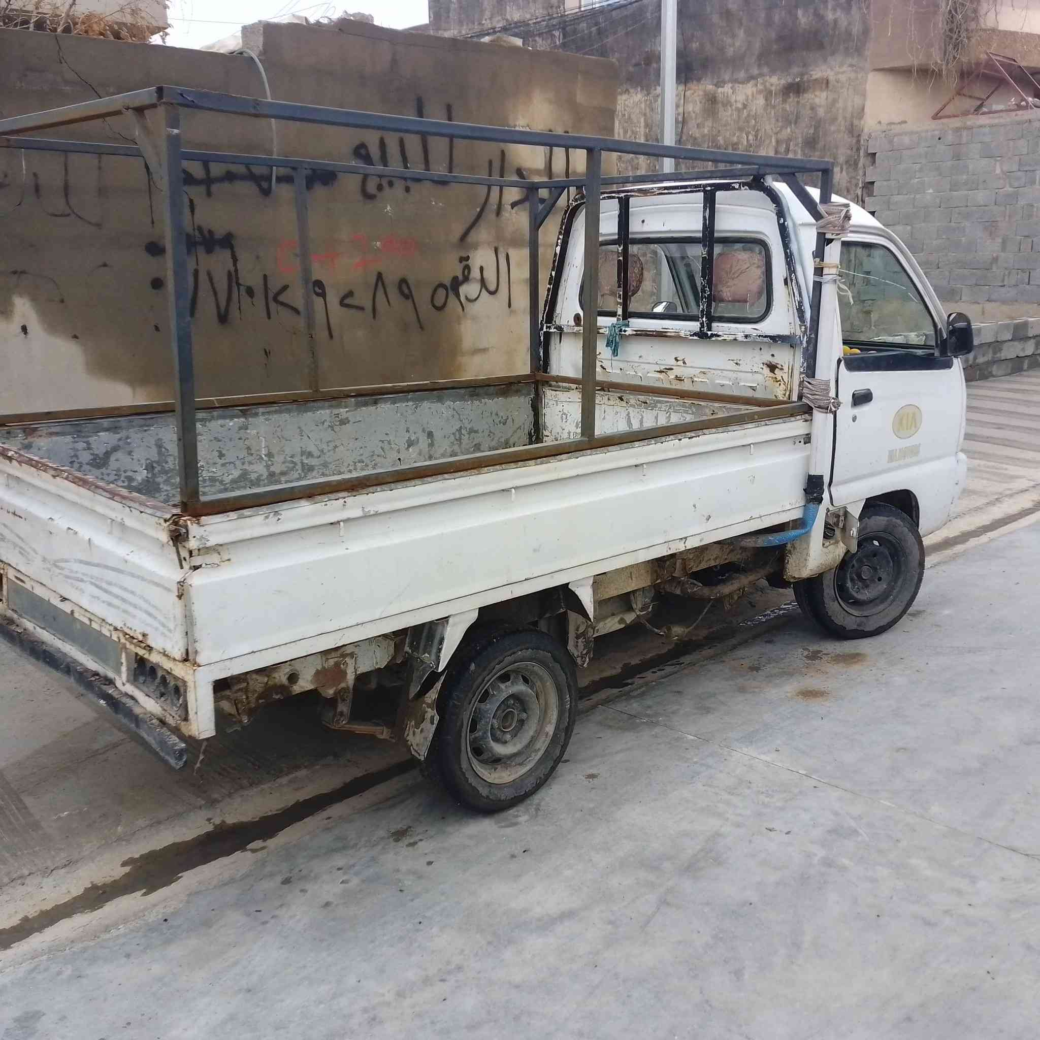 فاو للبيع محرك كير شاصي شرط سعر13او بيهه مجال***********مامتواجد عل فيس المكان كركوك بنجه علي
