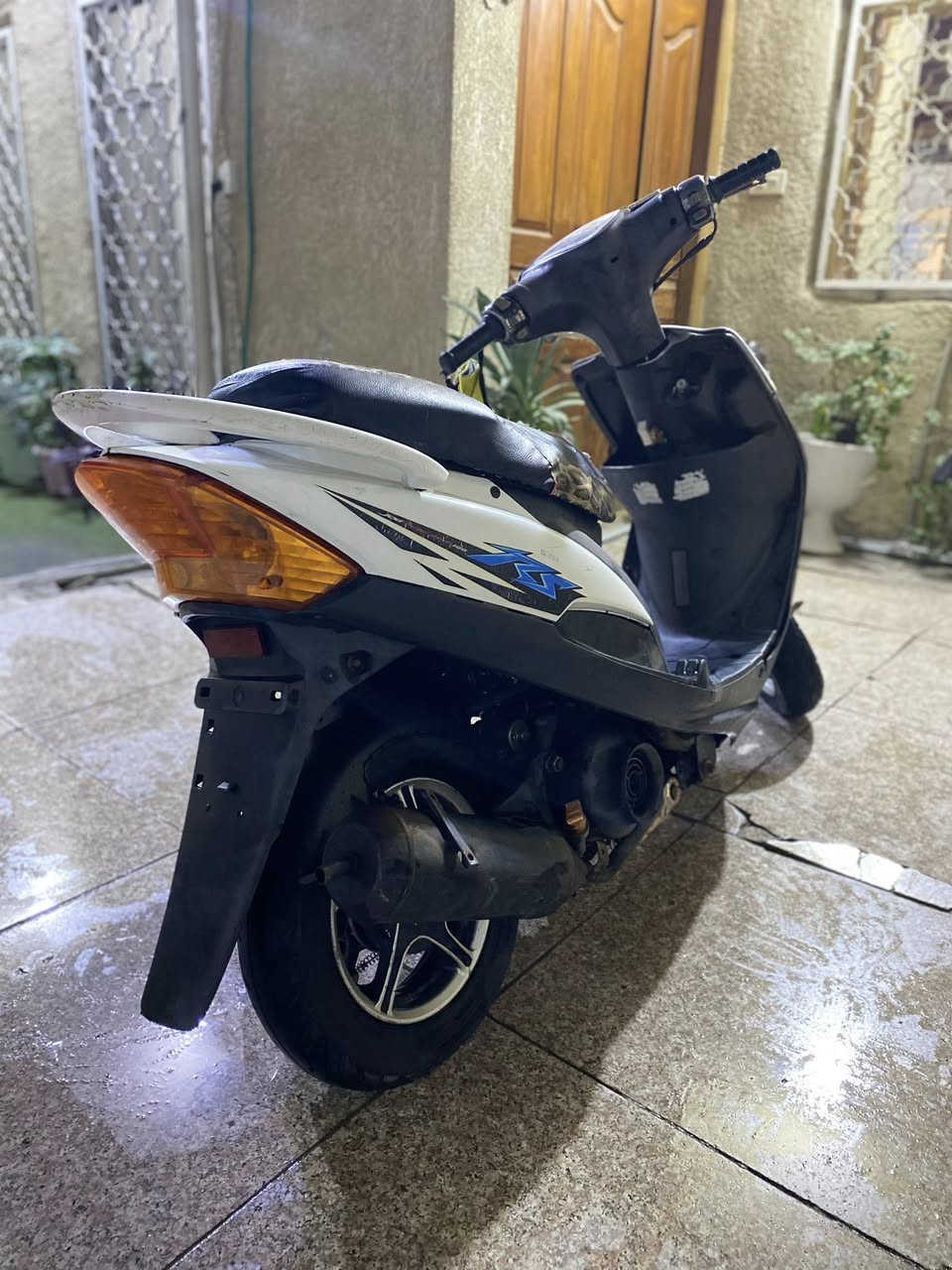 ماكس عدله للبيع كفاله عامه مكينه49بلاديه مامفتوحه. 

 بيه وياله اصليه مو تجاري وشيال هم اصلي الغراض البيه أصليات 

كفرات بلاديه كابريتر سلف بلادي كفاله عامه 

كهربائيات كله شغاله نكره سلف شلعه معدل شك الكاع 

مكينه لانضوح ولاتبخير مكينه ناعمه متسمعله اي صوت

(مكاني شهداء البياع) (سعر 700) 

***********
