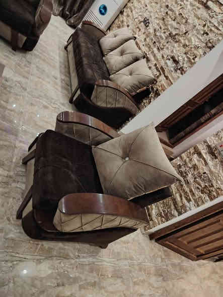 تخم للبيع نضيف جدا اي ضرر مابي
مستخدم
مكاد بغداد المنصور
***********
