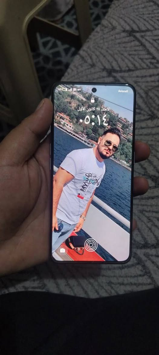 ريلمي جيتي نيو ٥ SE 
جهاز نضيف جدا 
ذاكرتة واحد تيرا 
بطاريتة ٥٥٠ 
شاحن ١٢٠ 
جهاز تجي تاخذة من البيت وغراضة كاملة مابيهم اي نقص كارتون مالتة الاصلي 
سعرة ٤٥٠ الف 
مكانة بغداد الرئاسة 
***********
