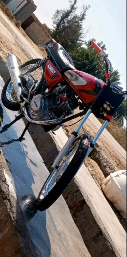 السلام عليكم عندي دراج محرك انتنس شاصي رفيع  تعمير
السعر600وبيه مجال


**إذا كنت صاحب هذا الإعلان وتريد حذفه لأي سبب، رجاءا أرسل رسالة إلى الدعم الفني**