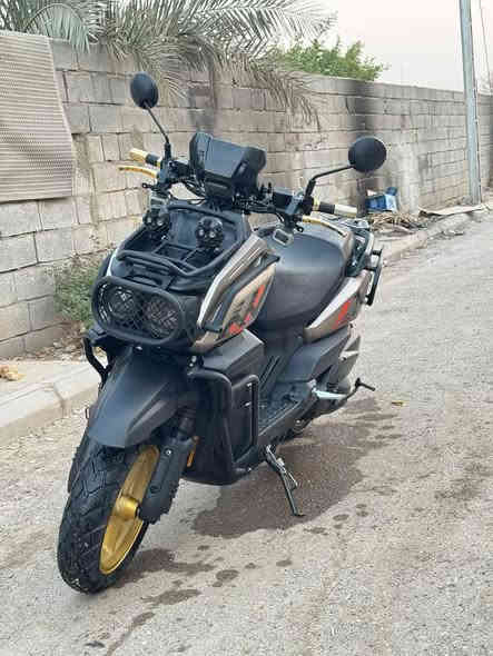 السلام عليكم 

من رخصة الآدمن 

دراجة سكنس موديل 2025 للبيع 

دراجة كفالة عامة اخت الوكيل 

وكيلها مجمع البركة

عليها اضافات لايت زنون 

ولايتات اضافية 

ستاند موبايل 

  العماره فلكت القاضي 

الاستفسار على هذا الرقم 

***********

السعر 1.350
