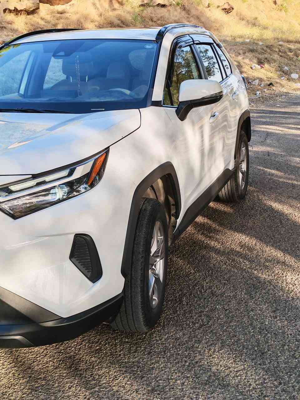 السلام عليكم 
Toyota Rav4.   2023 XLE

راف فور موديل ٢٠٢٣  فئه XLE  فول  ( بانزين ) 

محرك 2500 وارد امريكي 

السيارة ماشية (51.000 )km فقط

رقم اربيل بااسمي 

صور الحادث مرفقة مع الصور والسيارة تعتبر ( كلين ) 

مواصفاتها:

٣ وضعيات قياده Normal, Echo, Sport  

 لايتات ليد + اشاير. بلمري

تدفئه سترين

رادارات جانبيه ( نقطه عمياء )

رادار امامي (تحديد مسار )

اوتو هولد

اوتو ستوب

دخول ذكي   

فتحه سقف سلايد

كامره خلفيه

بصمة تشغيل +بصمة ابواب

باب الصندوك كهرباء

كشن سائق كهرباء

تبريد قطعتين

تحكمات سترين

هاند بريك بصمه

مثبت سرعه تفاعليAdaptive Cruise Control

 ارضية مغلفة جلد اصلي

رقم الشاصي :D2T3W1RFVXPC216198

موقع السيارة:  كركوك
السياره حلوه ونظيفه ومابيها اي نقص 

للأستفسار الاتصال على الرقم : ***********
