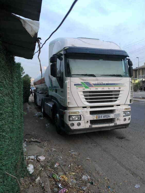 السلام عليكم افيكو للبيع موديل ٢٠٠٣ حجم المحرك ٤٨٠ بي بخار قليل  كير عادي ٤ *٤  سنويه نهاية ٢٩  بسمي مداور ثاني يوم تكيال حله سنتين جي بي اس السيارة حاليا تشتغل على البصره مكان بابل السعر ١٨٠ وبيه مجال ***********
