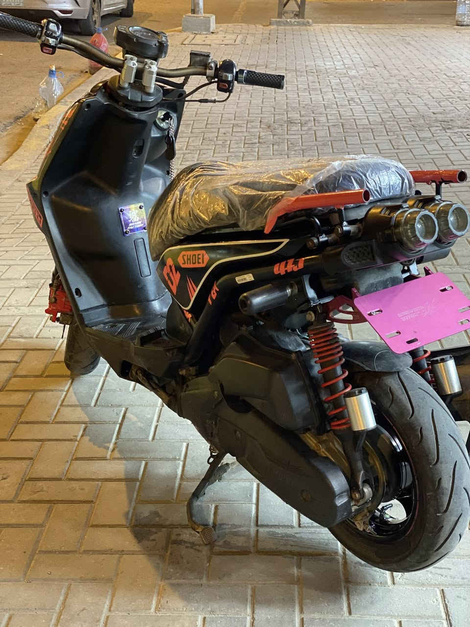 سلام عليكم سكنس جبلي دراجه كلشي ما ناقسه سلف كهربايات كله شغاله دراجه ما مفتوحه دراجه مزوده
💞 سكان صاعب بريك قطره دبلات💞
عنواني قبله حي المهندسين 
سعر مليون و175
رقمي ***********
