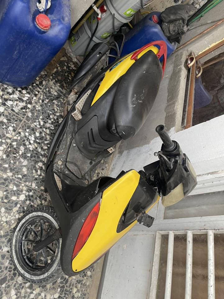 السلام عليكم ماكس للبيع شغاله كالشي مابيه بس  شويه يراداله ترتيب مكاني حي القاهره سعره ٣٠٠ 
الخاص مفتوح ***********
