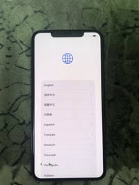 آيفون ١١ برو ماكس • ٢٥٦ • نقطتين خضر بالشاشة