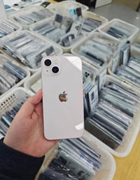 آيفون ١٥ • ١٢٨ • بطارية ٩٥٪+