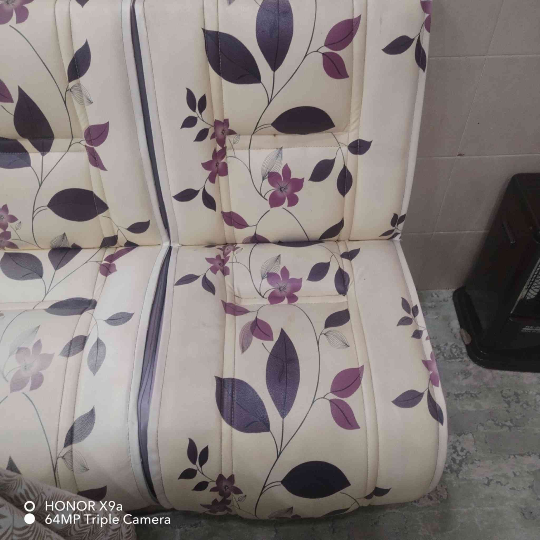 جلد تركي خمس مقاعد ديوان... نظيفدبيه بس قطعة وحدة بيها شق الاستفسار خاص المكان  بغداد حي البنوك
#للبيع_بالعراق
#عروض_بغداد
#بيع_وشراء_عراق
#تسوق_عراقي
#لاتفوت_الفرصة


**إذا كنت صاحب هذا الإعلان وتريد حذفه لأي سبب، رجاءا أرسل رسالة إلى الدعم الفني**