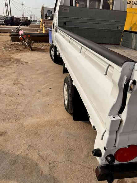 السلام عليكم 
كيه حمل بنكو 2009 رقم واسط سياره جديده وجاهزه مكفوله من كل شي تحويل مباشر سنويه ل 27 السعر 92$ وبيه مجال مكان السياره بابل متحتيه ***********/***********
