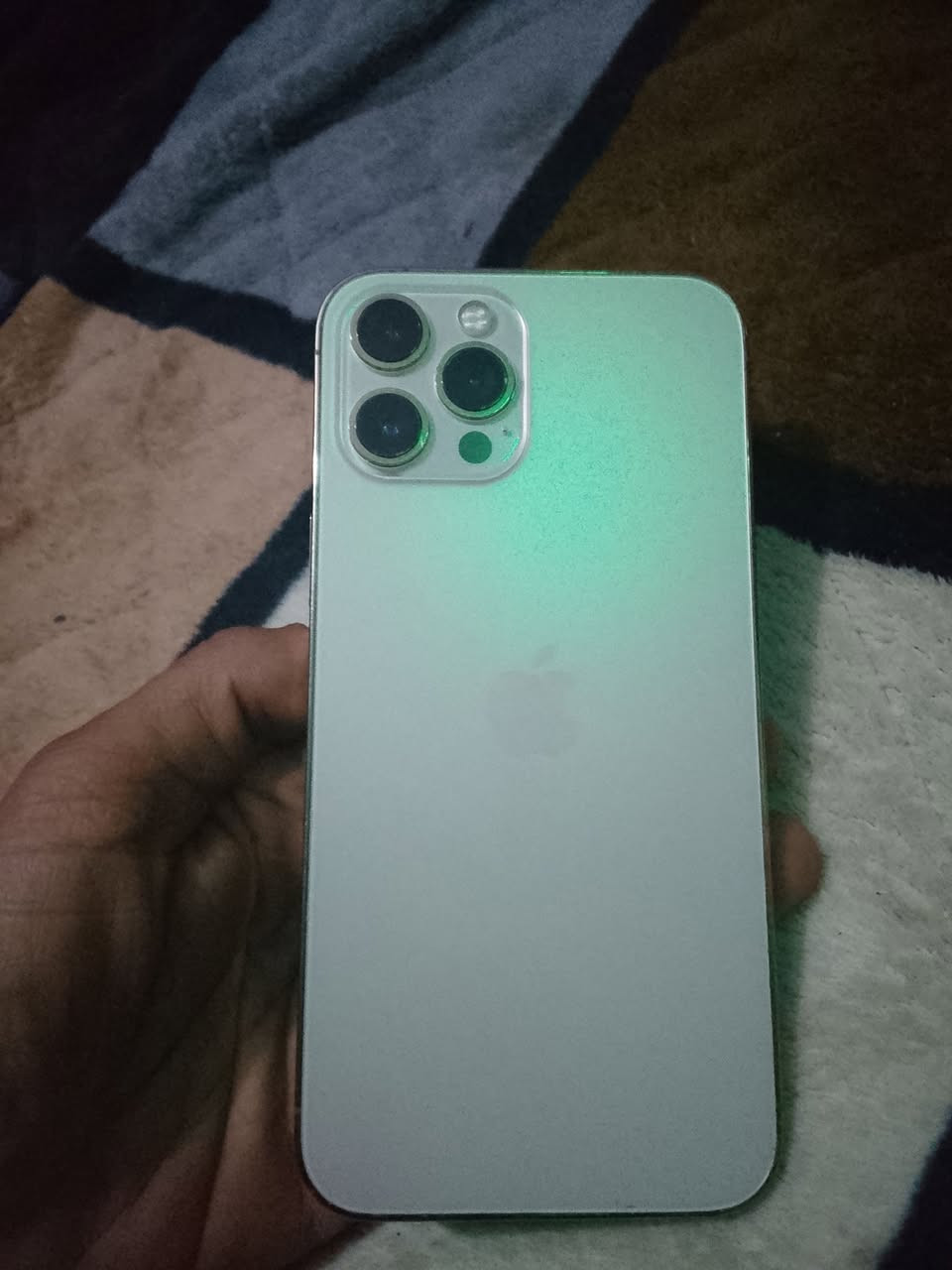 السلام عليكم ١٢ برو ماكس ذاكره ١٢٨ الجهاز مبدأ شاشه بصمه وجه متشتغل الجهاز ماستر السعر ٣٠٠ قفل ***********بي واتس هم
