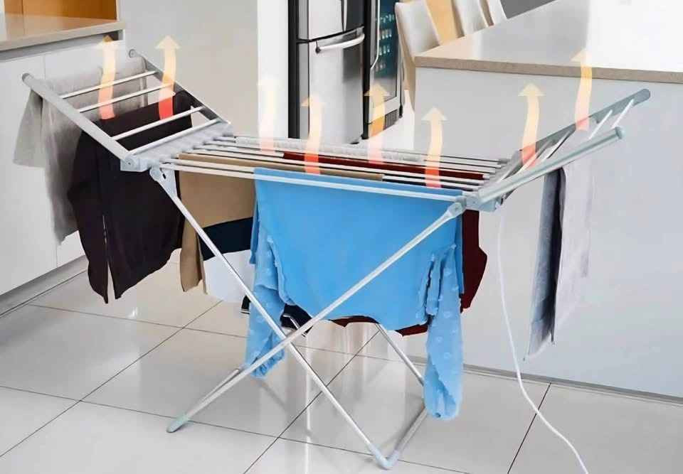 منشر الملابس الكهربائي من شركة كولدن (Golden) هو حل عملي وسريع لتجفيف الملابس داخلياً، خاصة في الشتاء. يتميز بتصميمه الألمنيوم الخفيف والقابل للطي، ويوفر تجفيفاً آمناً للملابس والمفارش بفضل درجة حرارته المثالية (\(50-55^{\circ }C\)) وقدرته الاقتصادية (حوالي 230 واط). مميزات منشر كولدن الكهربائي: تجفيف ذكي وآمن: يعمل بتقنية التسخين لتجفيف الملابس بسرعة دون الإضرار بالأقمشة.موفر للطاقة: يستهلك كمية قليلة من الكهرباء.مواد عالية الجودة: مصنوع من الألمنيوم الخفيف، المقاوم للصدأ، والثابت.قابل للطي: سهولة التخزين وتوفير المساحة.درجة حرارة مثالية: \(50-55^{\circ }C\) لضمان أمان الأقمشة.
بسعر 45 الف
يوجد توصيل كافة محافظات العراق الرمادي, الأنبار


**إذا كنت صاحب هذا الإعلان وتريد حذفه لأي سبب، رجاءا أرسل رسالة إلى الدعم الفني**