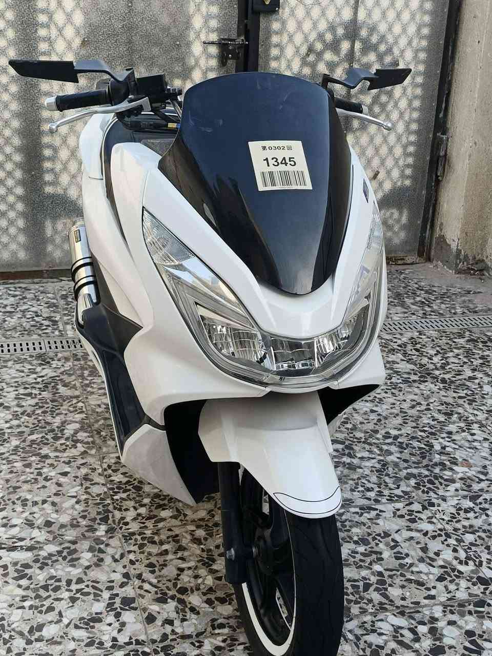 سلام عليكم بي سي إكس جيل الثاني 
جي إف ياباني دراجه بحالت الوكالة 
ماشيه 11الف حساس زدحام ستان حساس
دمام انبيتري أصلي سبايدر جنطه أصلي 
صالنصه رياضي كاتم كشن أبو تجوه 
دراجه فول نضافه معدل شلعه خير من الله 
سكن بغداد حي النصر  ***********
